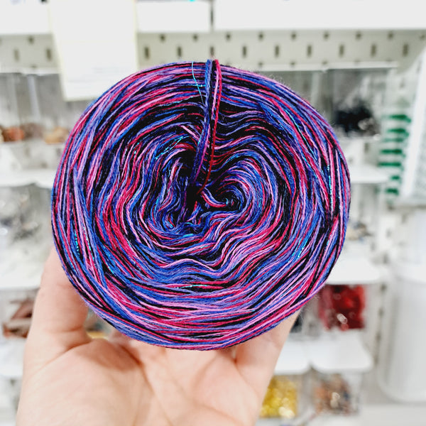 MCDL009 5PLY Hat Yarn Cake Pure Merino Extrafine Superwash 15+39+8+2+5+24
