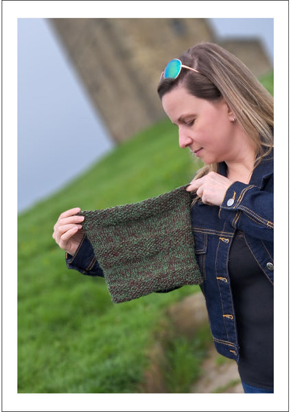 Knitting Pattern Russett Neckwarmer
