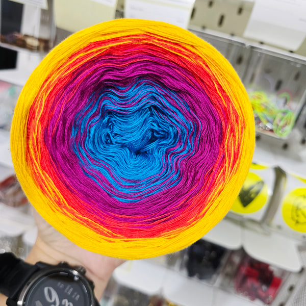 Gradient CO009 Ombre Yarn Cake Pure Cotton Extrafine 10-3-9-6