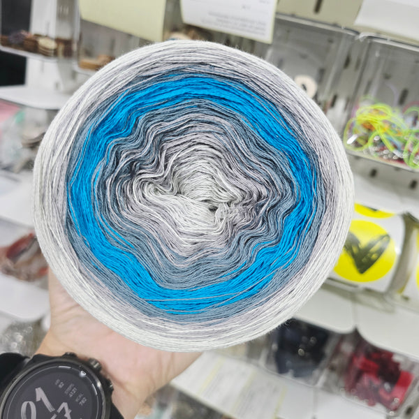 Gradient CR008 Reverse Yarn Cake Pure Cotton Extrafine 4-5-70-10