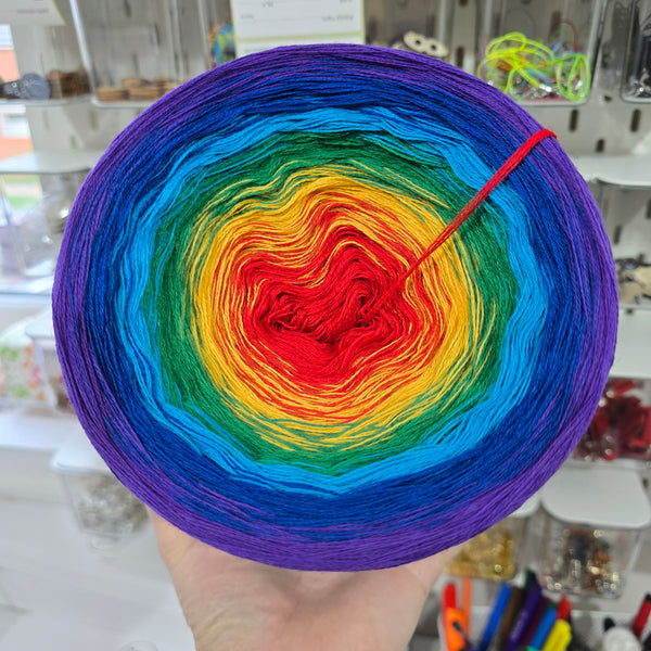 MO062 Ombre Yarn Cake Pure Merino Extrafine Superwash 13-51-7-14-39-60