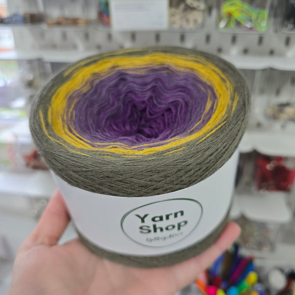 Gradient WO004 Ombre Yarn Cake Woolcot Extrafine 16-15-17-18