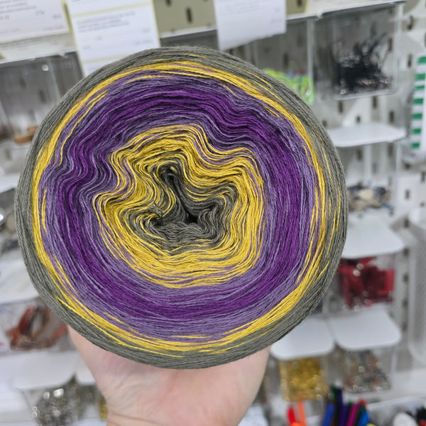 Gradient WR003 Reverse Yarn Cake Woolcot Extrafine 18-17-15-16