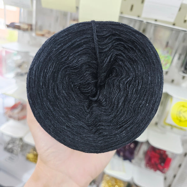 Woolcot Solid Yarn Cake Antracite
