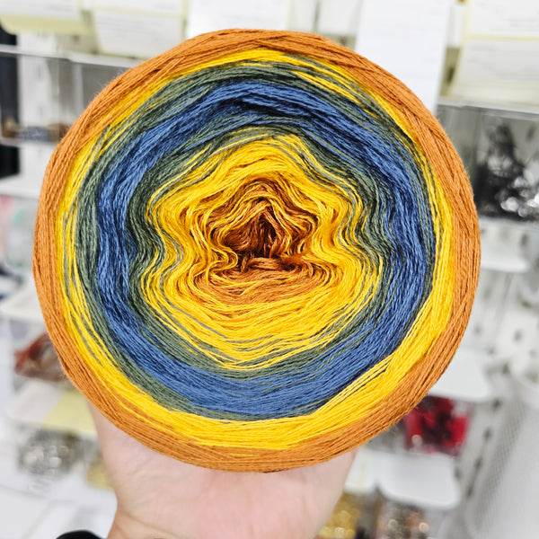 Gradient MR006 Reverse Yarn Cake Pure Merino Extrafine Superwash