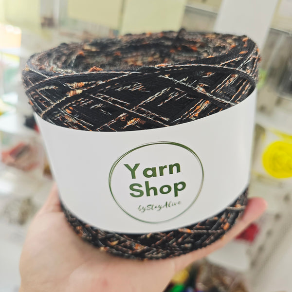 NM 8+B&O Solid Nopkee Yarn Cake Pure Merino Extrafine Superwash