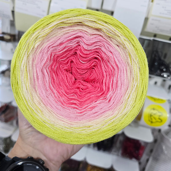 Gradient CO013 Ombre Yarn Cake Pure Cotton Extrafine 84-34-12-72