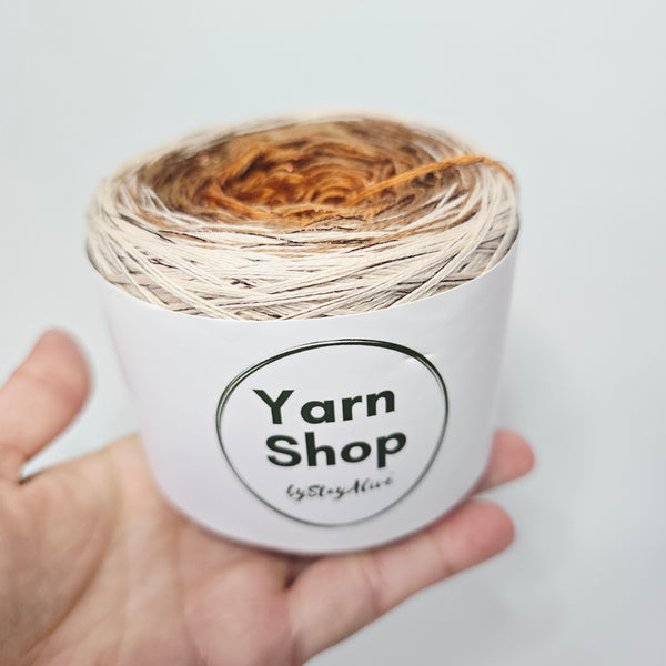 LIMITED EDITION Ombre DeLux Yarn Cake Pure Merino Extrafine Superwash 57-26-41+23