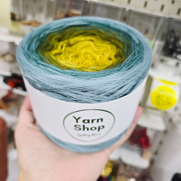 MO077 Ombre Yarn Cake Pure Merino Extrafine Superwash 63-16-18-58