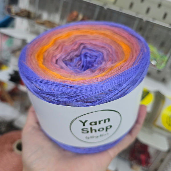 Gradient MR011 Reverse Yarn Cake Pure Merino Extrafine Superwash 11-21-71-25-20