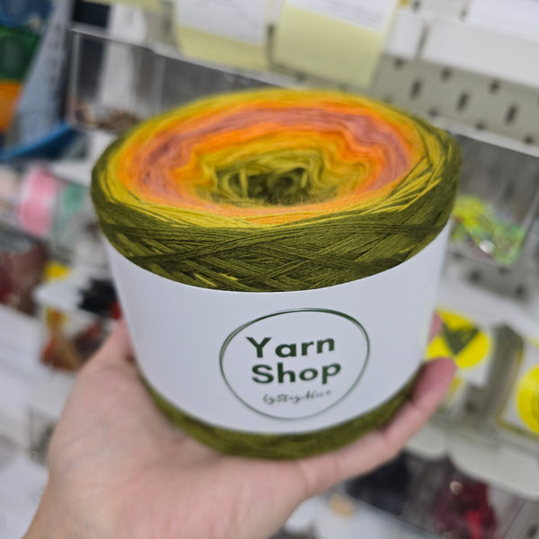 Gradient MR012 Reverse Yarn Cake Pure Merino Extrafine Superwash 16-63-20-25