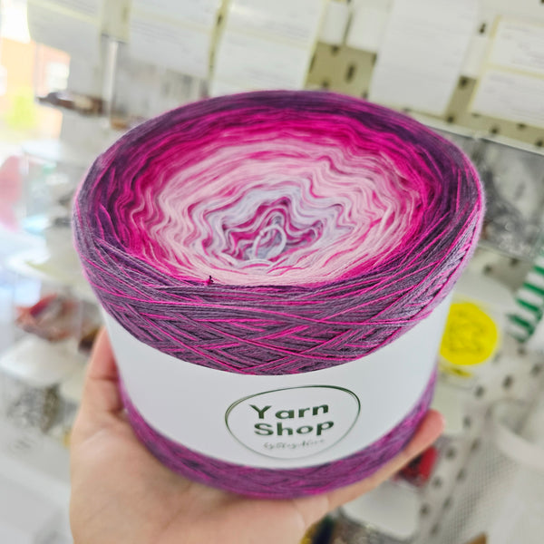 Gradient WMO009 MelOmbre Yarn Cake Woolcot Extrafine 8-1-23-24-16-15+24