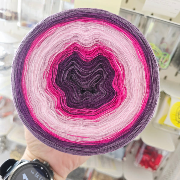 Gradient WR009 Reverse Yarn Cake Woolcot Extrafine 15-16-24-23-1